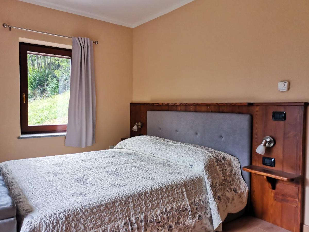 Al Drit Bed and Breakfast Verrès Exteriör bild